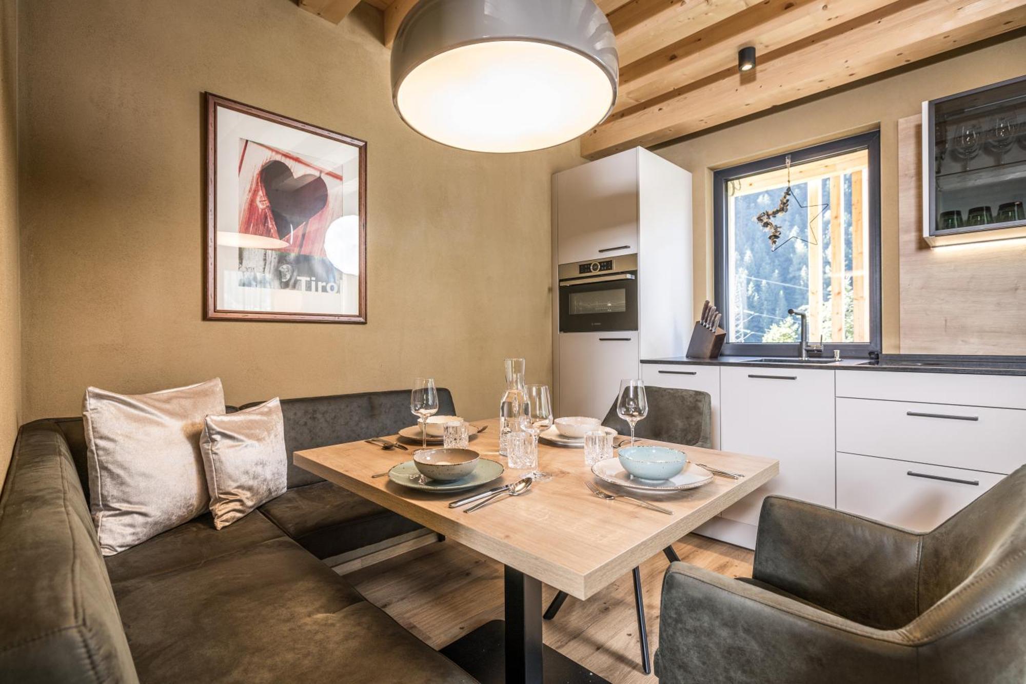 Natur Zeit - Alpine Garden Apartments Mayrhofen Dış mekan fotoğraf