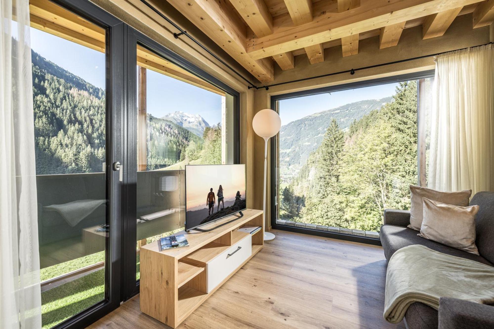 Natur Zeit - Alpine Garden Apartments Mayrhofen Dış mekan fotoğraf